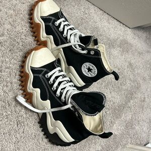 Brand new Converse Chuck Taylor’s